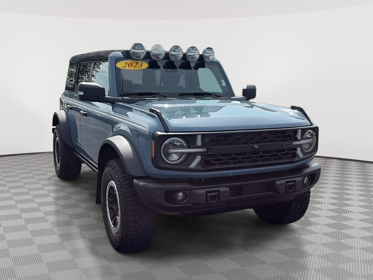 Used 2023 Area 51 Ford Badlands image 1