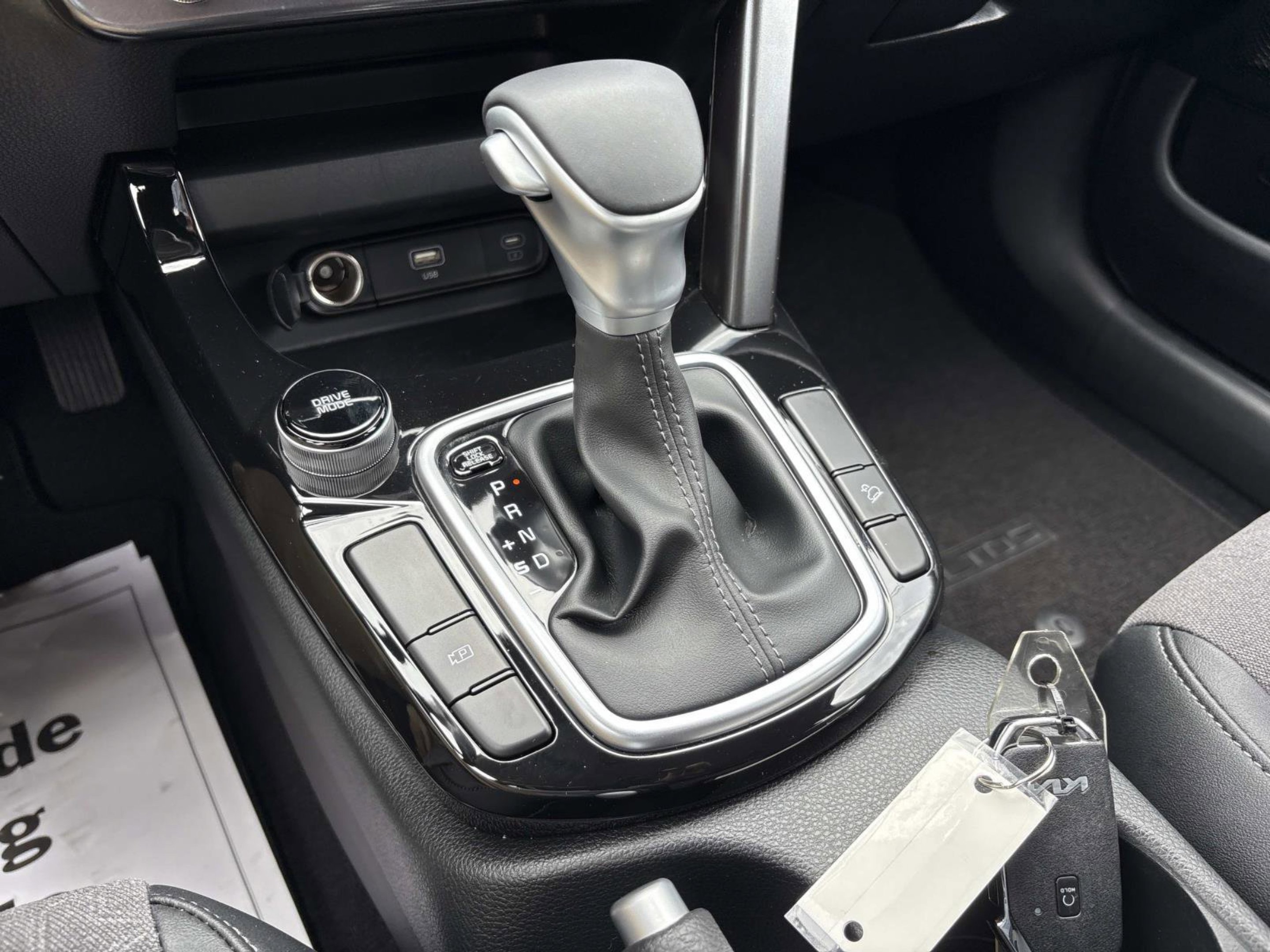 2025 Kia Seltos S - Photo 30