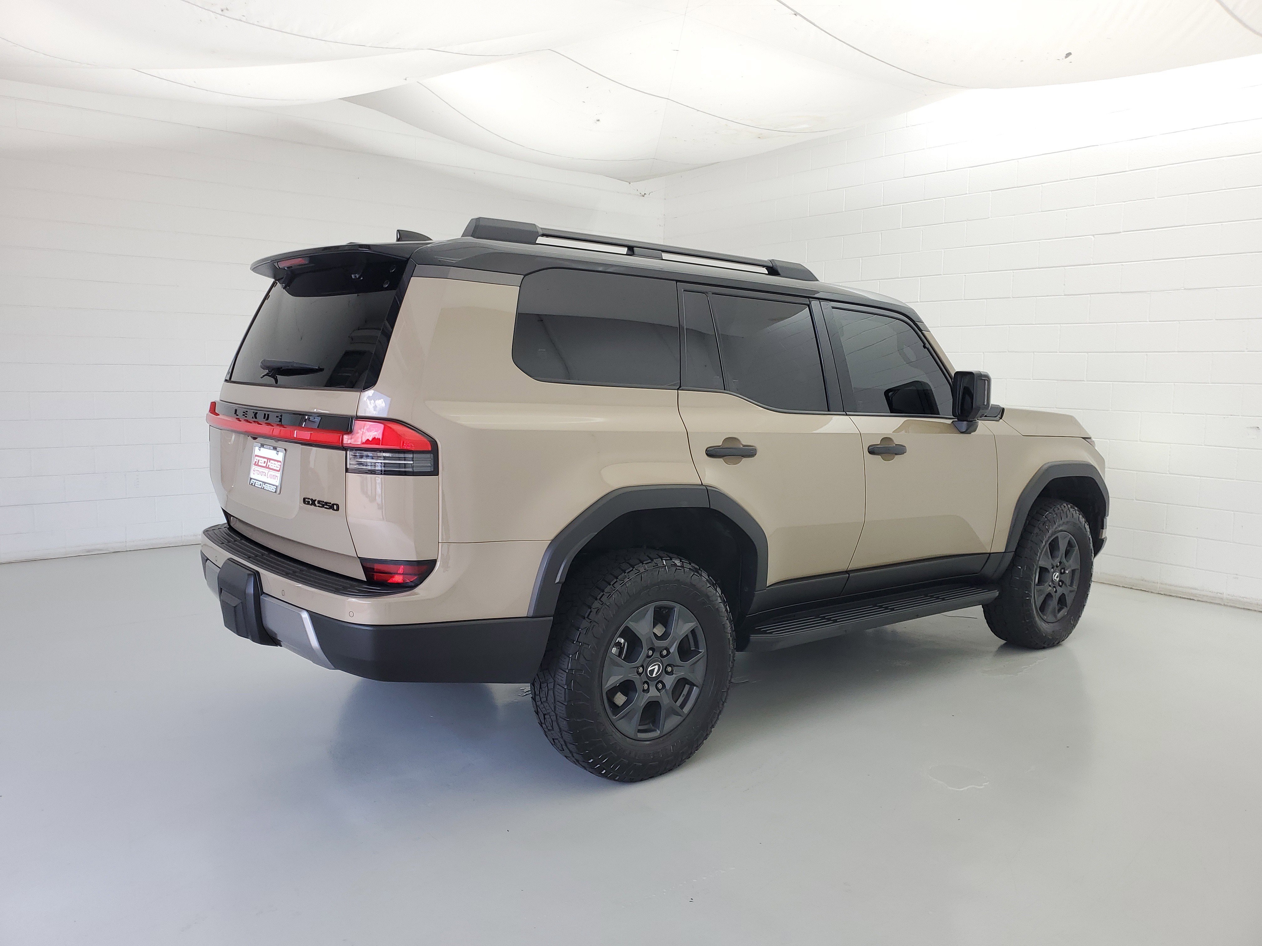 Used 2025 Earth/Black Roof Lexus 550 Overtrail+ image 5