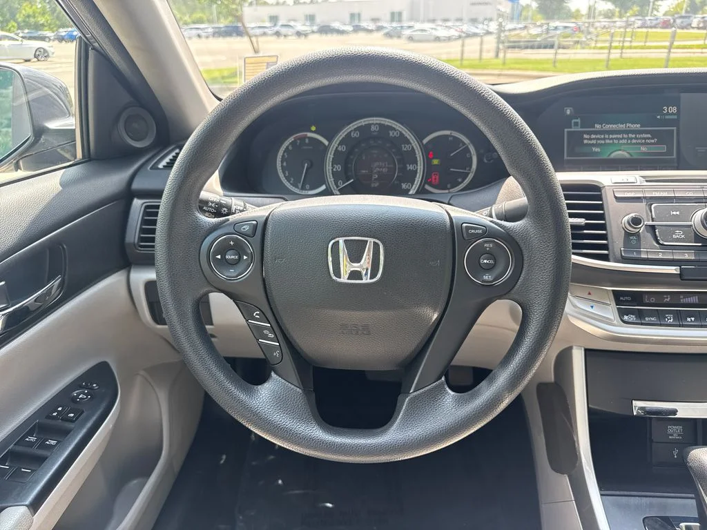 Used 2014 Modern Steel Metallic Honda EX image 19