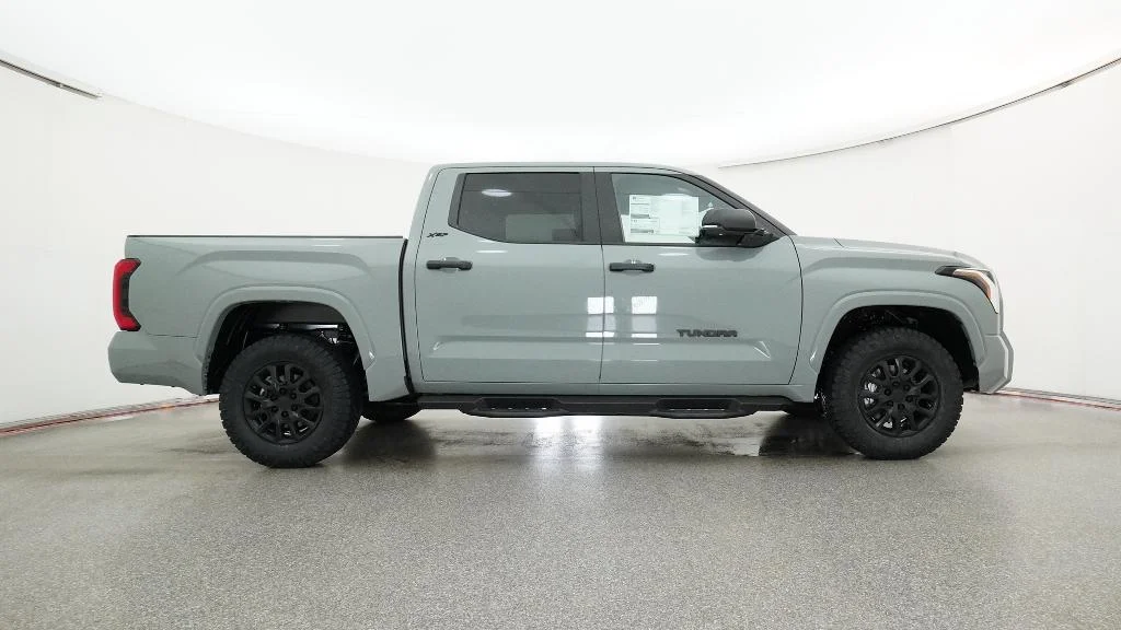 New 2026 Lunar Rock Toyota SR5 image 13