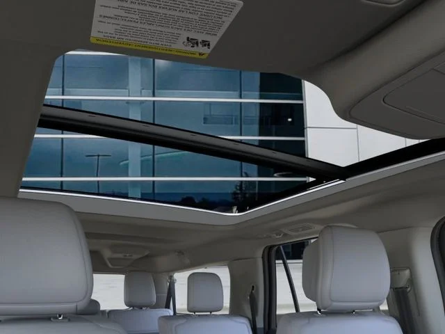 New 2026 White Ford Platinum image 22