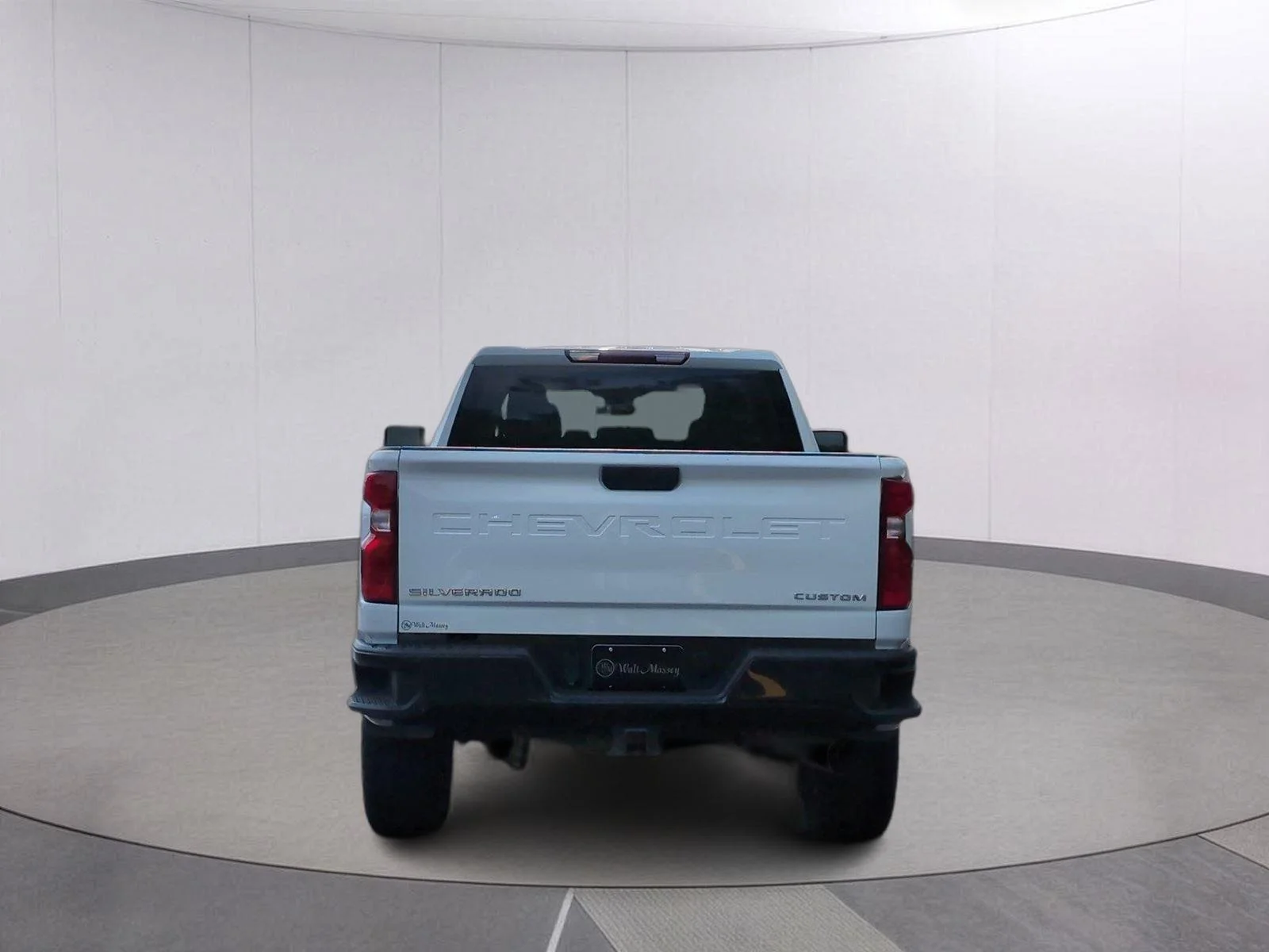 Used 2024 Summit White Chevrolet Custom image 4