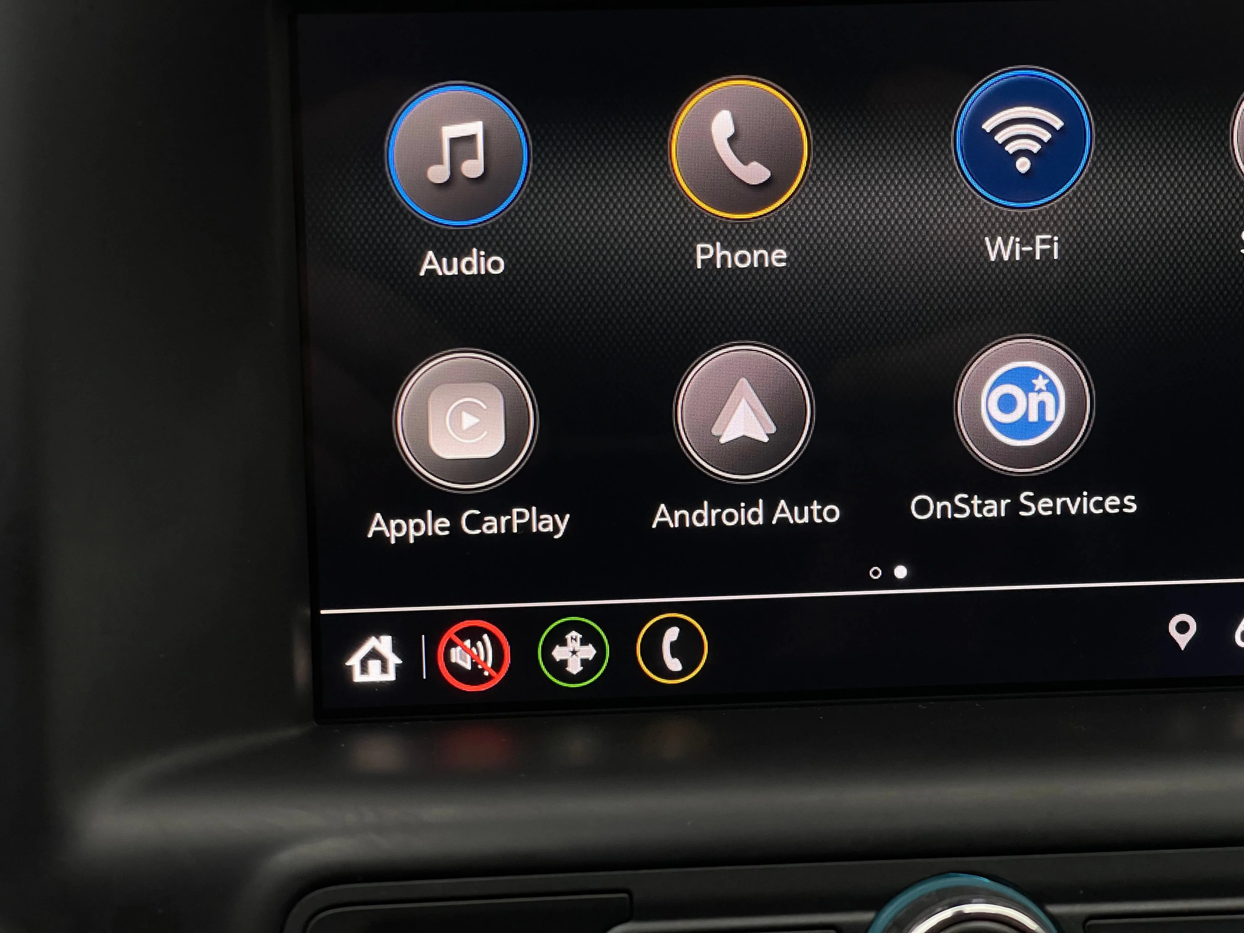Used 2019 SUMMIT WHITE GMC SLE image 22