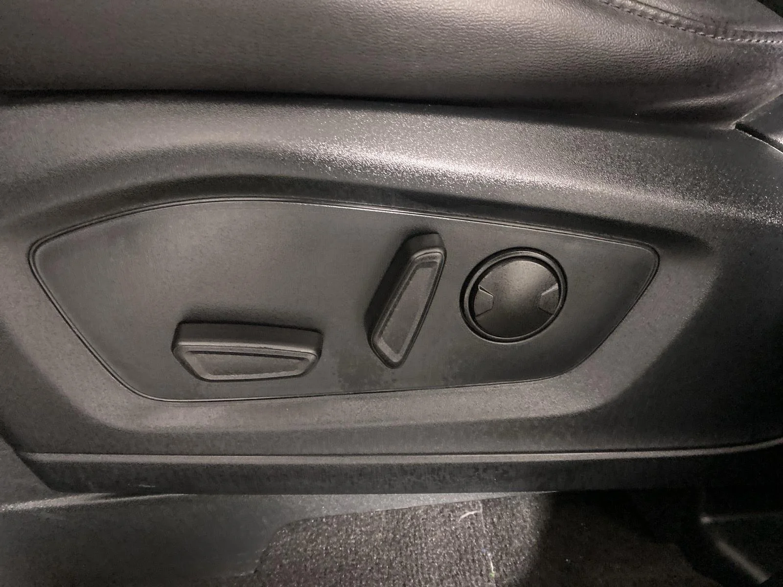 Used 2023 Forged Green Ford XLT image 8