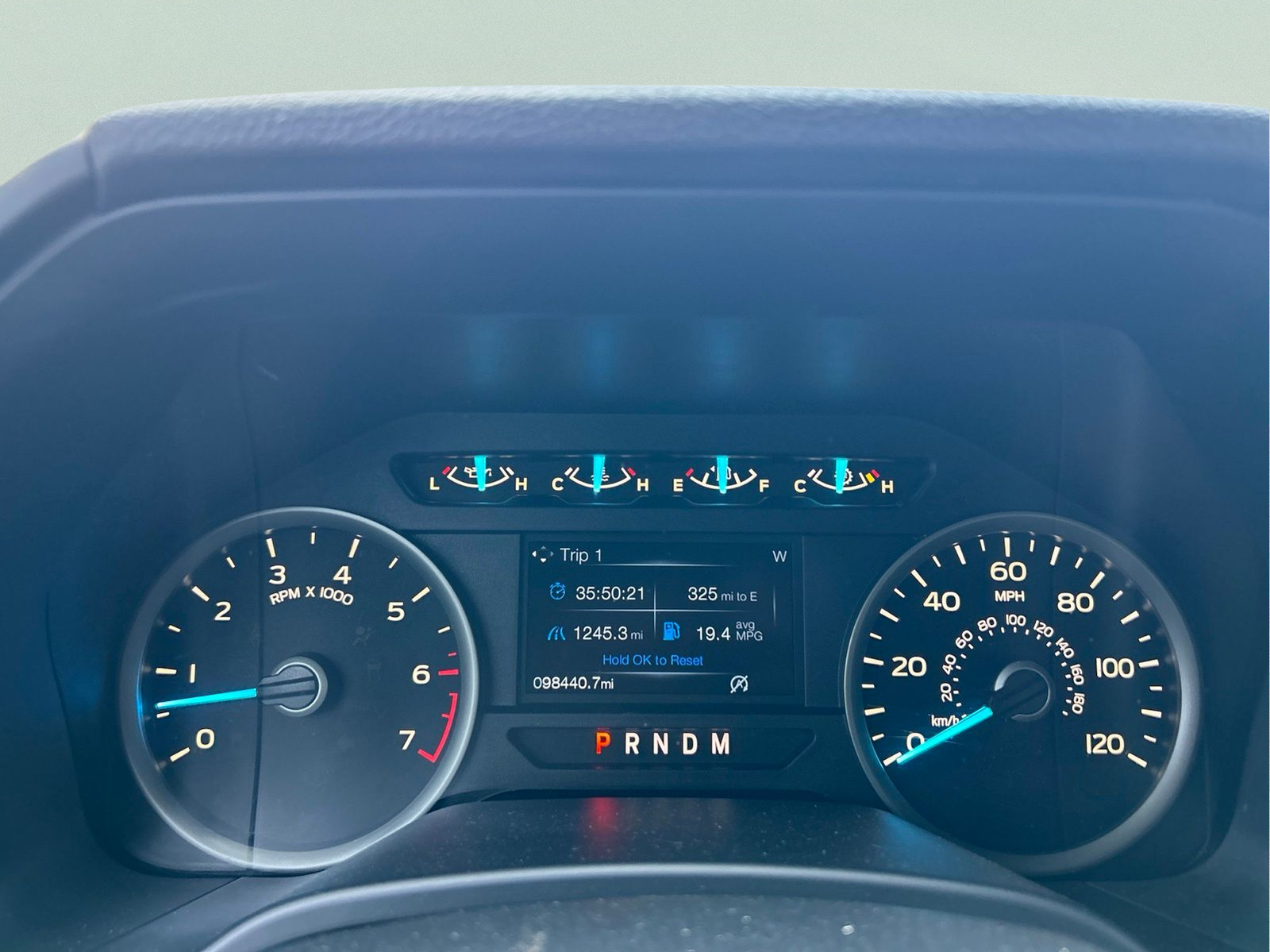 Used 2018 Gray Ford XLT image 27