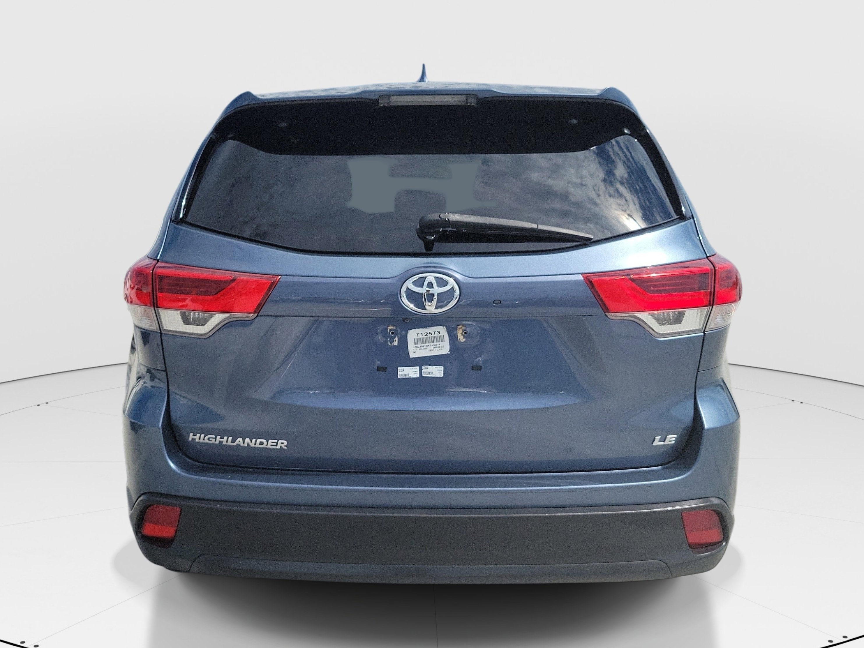 Used 2019 Shoreline Mist Toyota LE Plus image 5