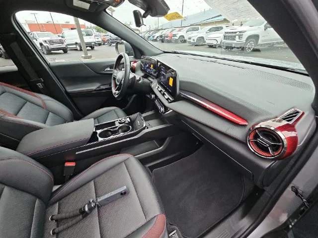 Used 2025 Gray Chevrolet RS image 31