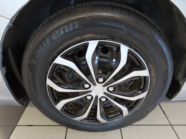 Used 2016 Silver Toyota LE image 16