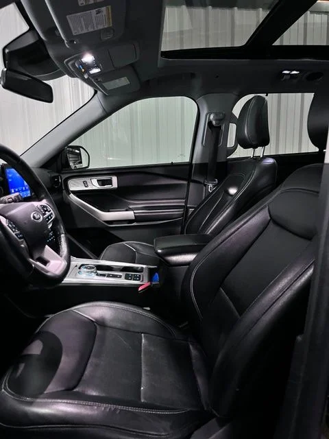 Used 2021 Black Ford Limited image 10