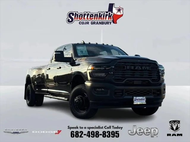 New 2027 Diamond Black Crystal Pearl-Coat Exterior Paint RAM TRADESMAN image 1