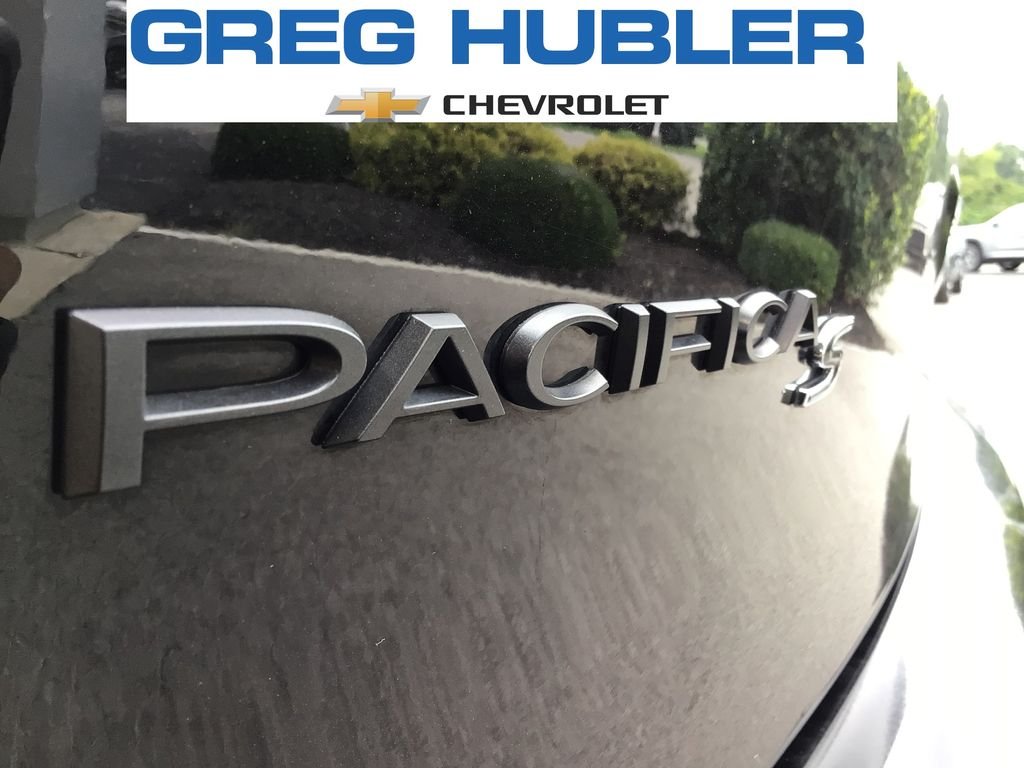 2025 Chrysler Pacifica Limited - Photo 16