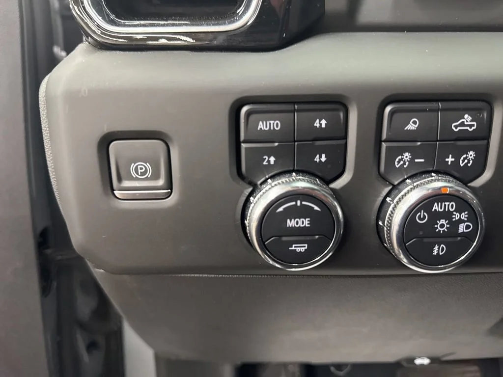 Used 2023 Sterling Metallic GMC Denali image 28