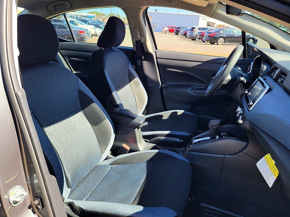 Certified Used 2025 Gun Metallic Nissan SV image 15