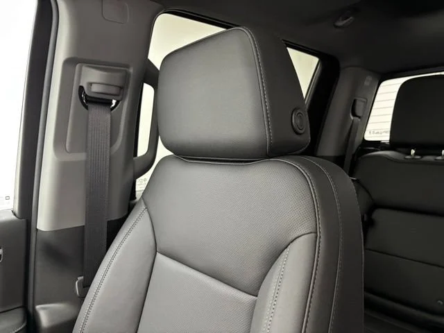 2026 GMC Sierra 1500 SLT - Photo 44
