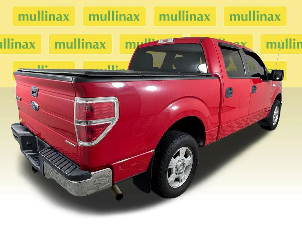 Used 2013 Red Ford XLT image 4