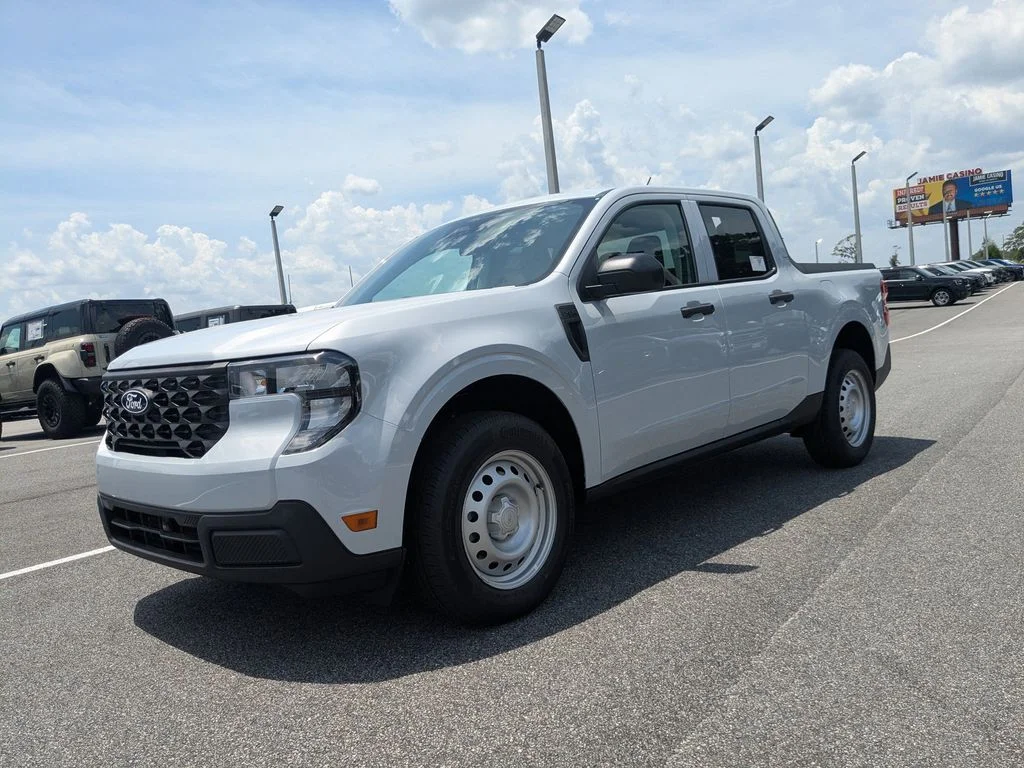 New 2026 Space White Metallic Ford XL image 8