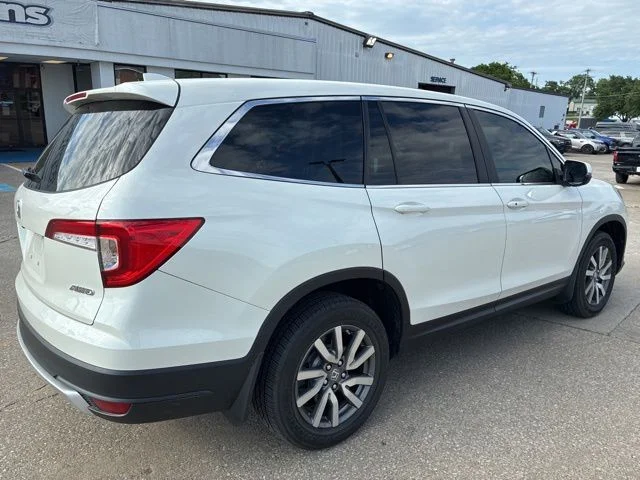 Used 2019 White Diamond Pearl Honda EX-L image 7