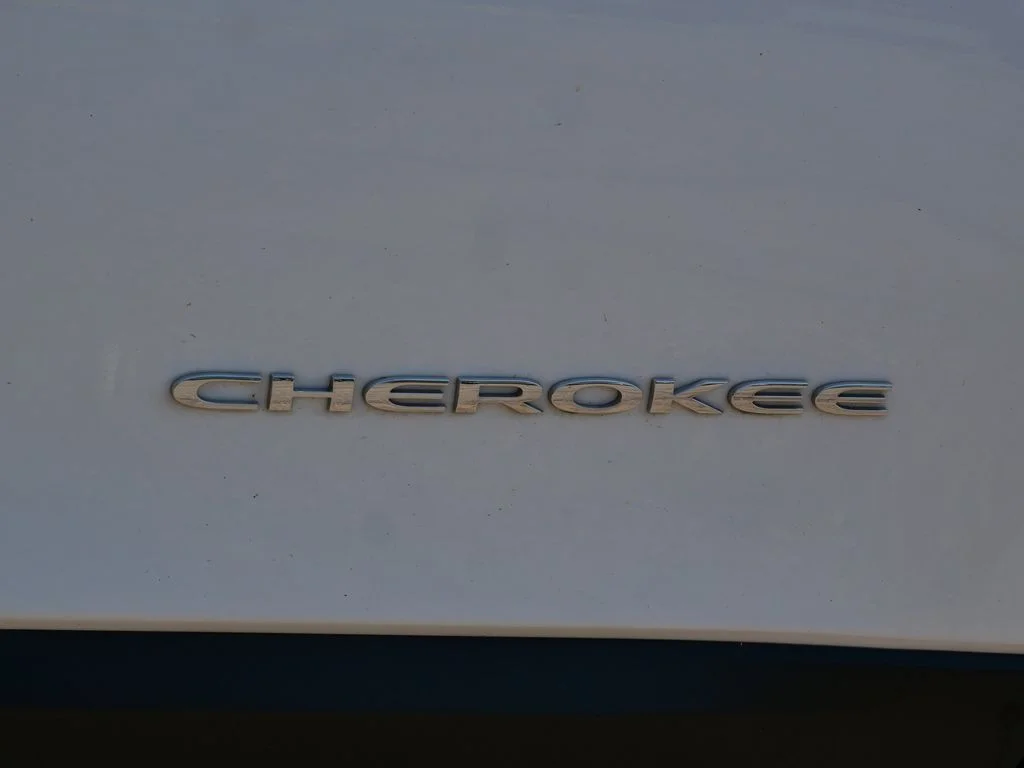Certified Used 2021 White Jeep Limited image 10