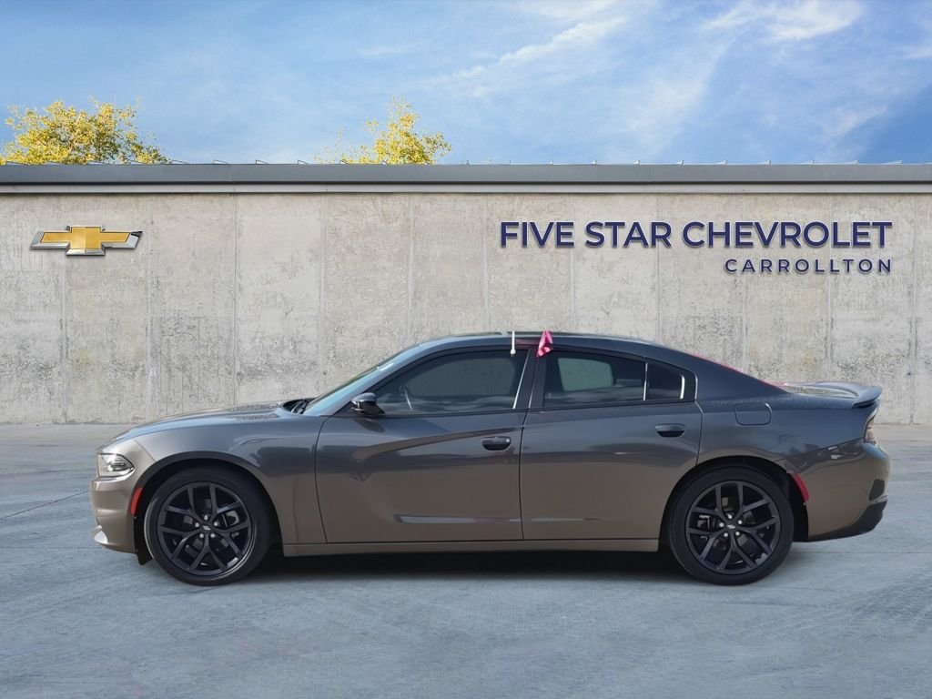 Used 2021 Gray Dodge SXT image 5