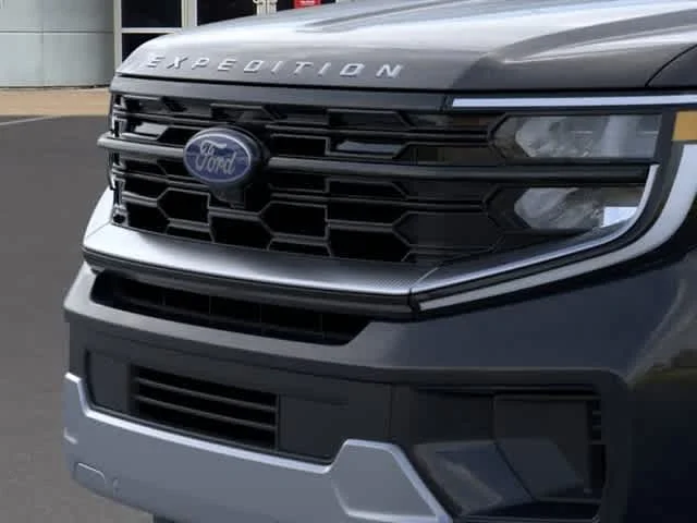 New 2026 Agate Black Metallic Ford MAX Platinum® image 42