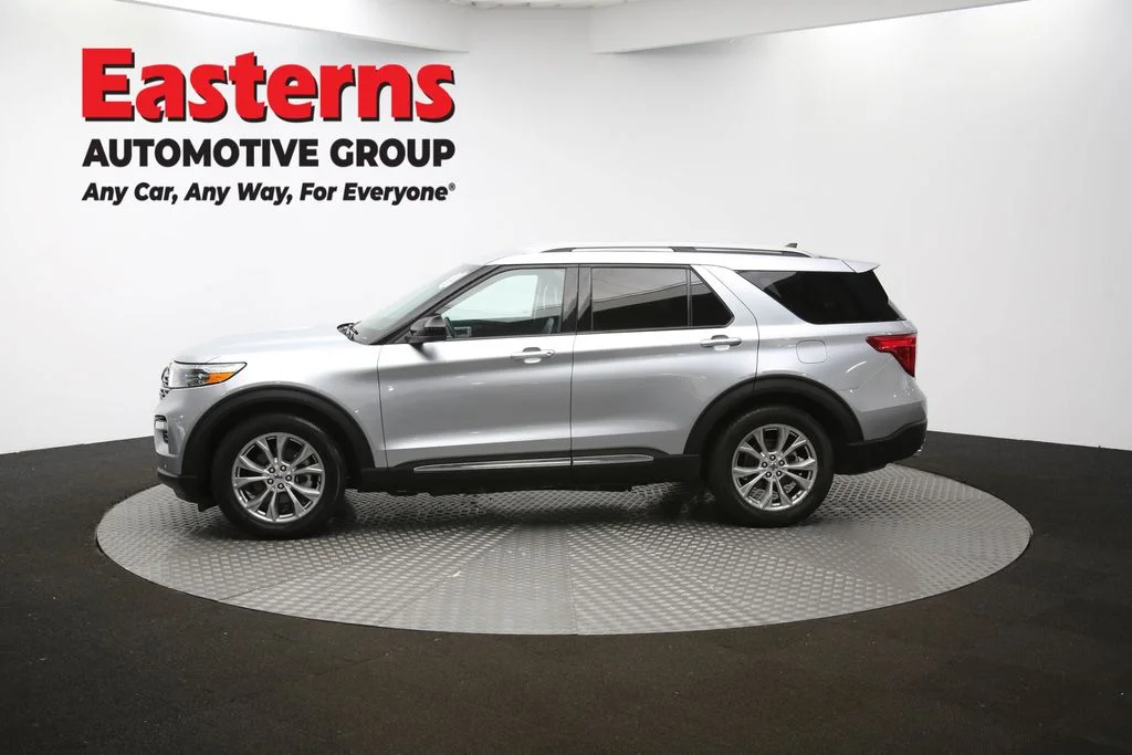Used 2024 Silver Ford Limited image 64