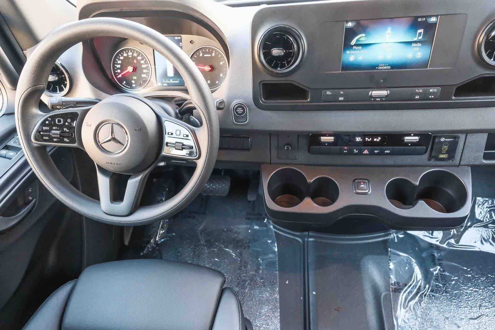Used 2024 Jet Black Mercedes-Benz Cargo 170 WB image 18