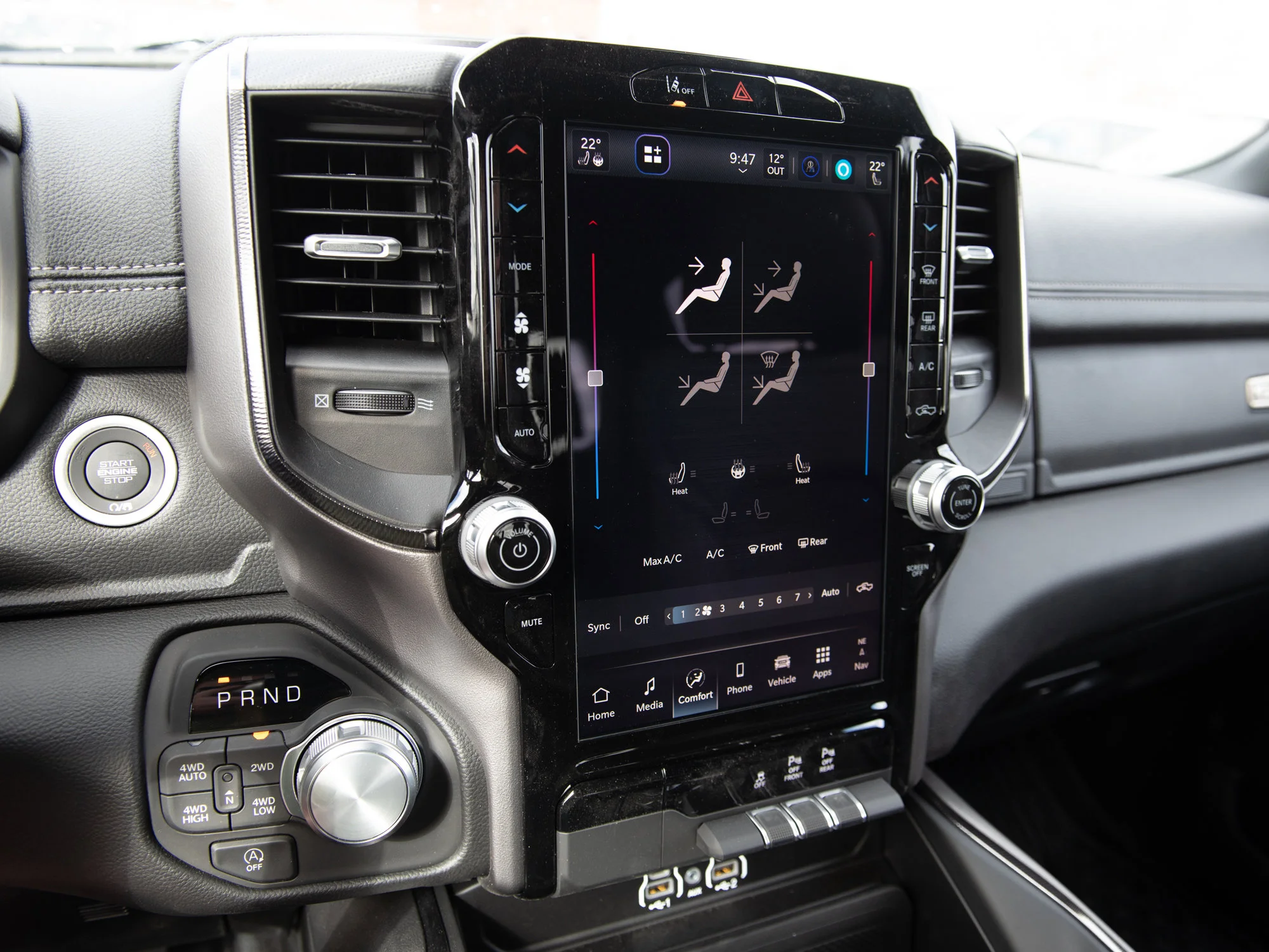New 2026 Black RAM Sport* image 15