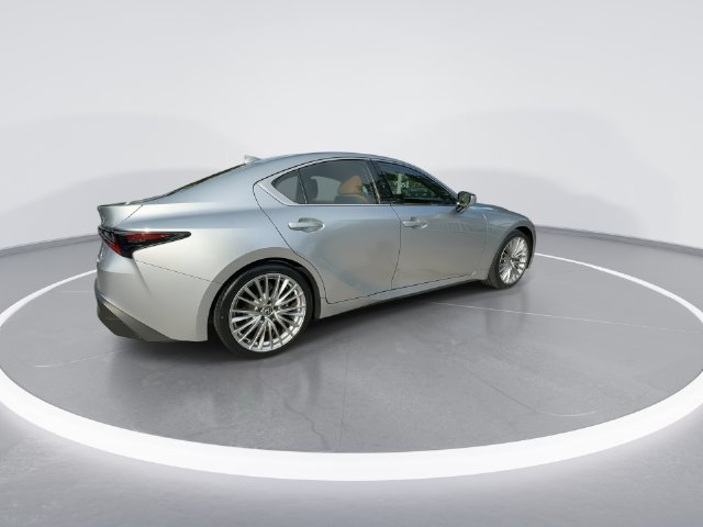 2025 Lexus IS 300 - Photo 8