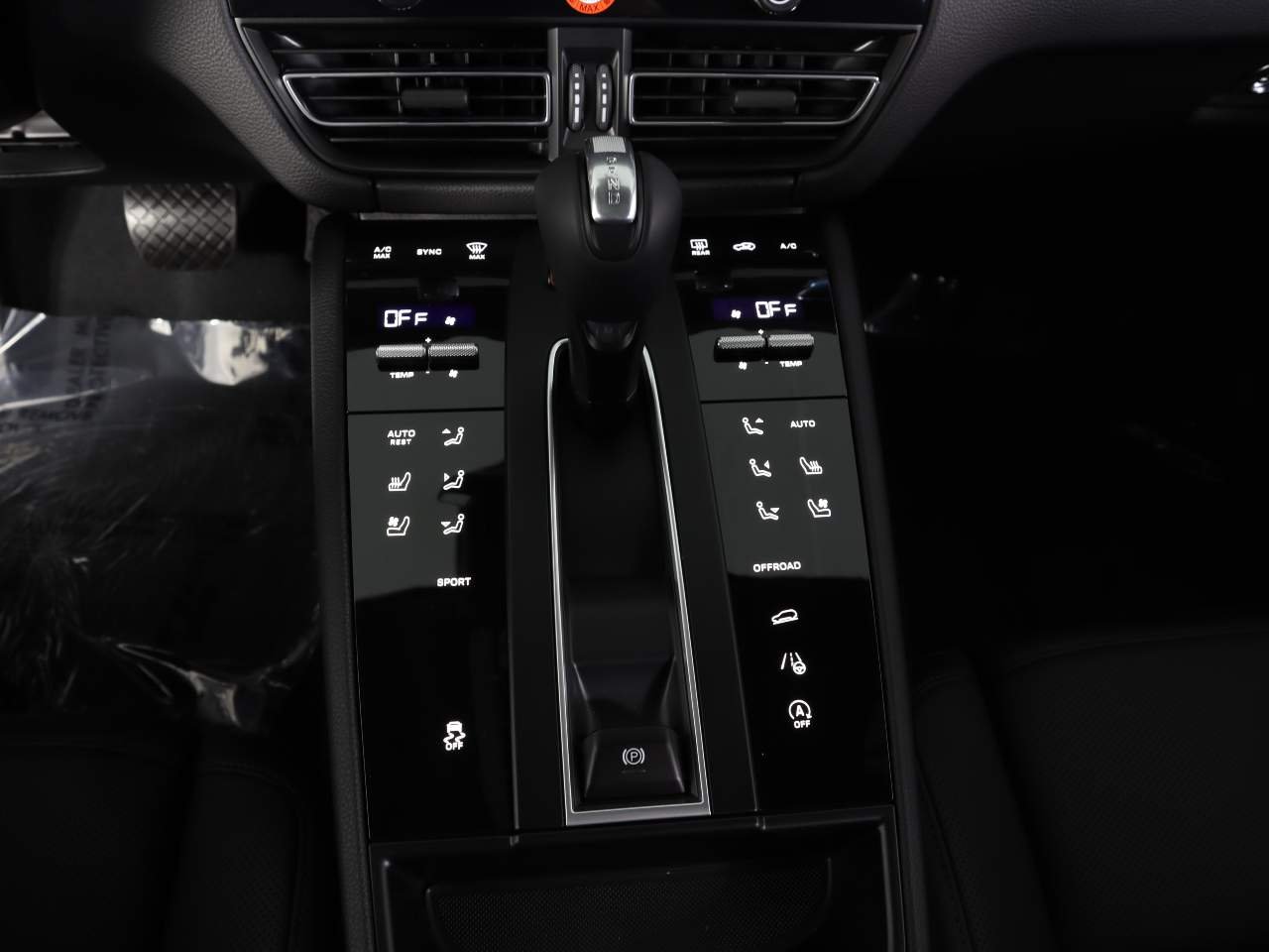 Certified Used 2026 Chalk Porsche  image 14