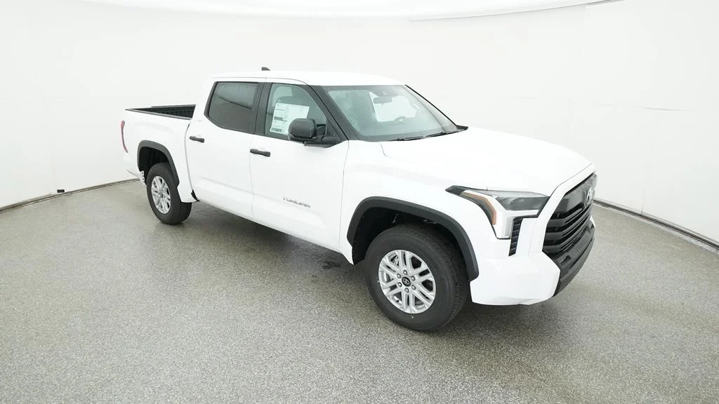 2025 Toyota Tundra SR5 - Photo 14
