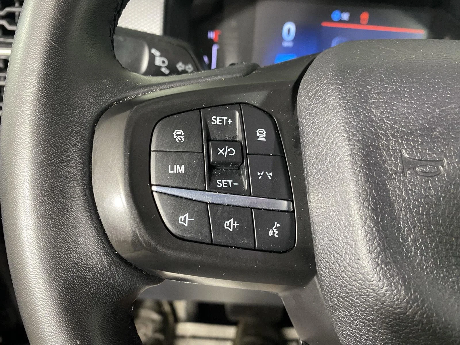 Used 2024 Shadow Black Ford XLT image 18