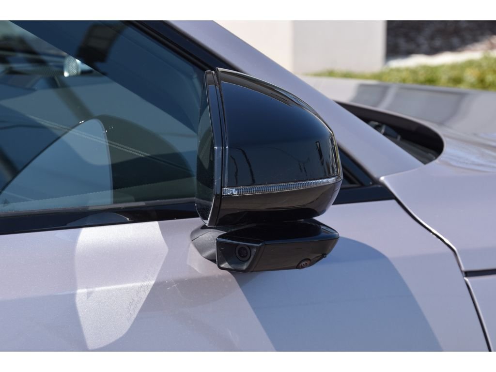 2026 Volvo EX90 Ultra - Photo 30