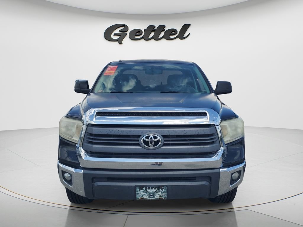 Used 2014 Black Toyota SR5 image 2