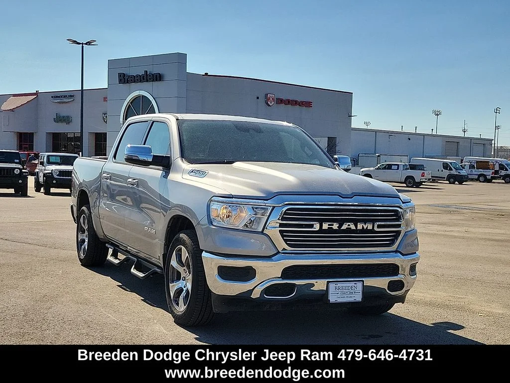 2024 RAM 1500 Laramie Crew Cab 5'7's photo