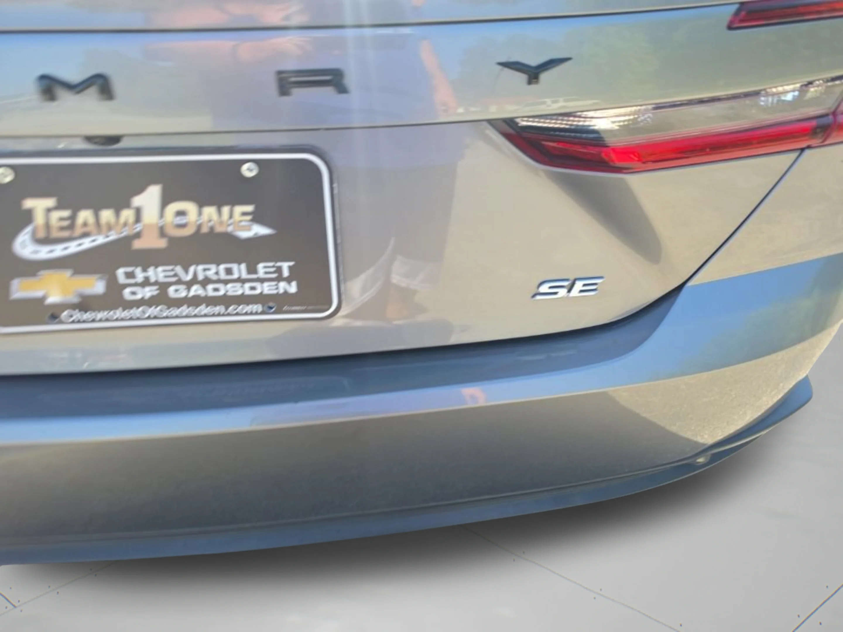 Used 2025 Gray Toyota SE image 9