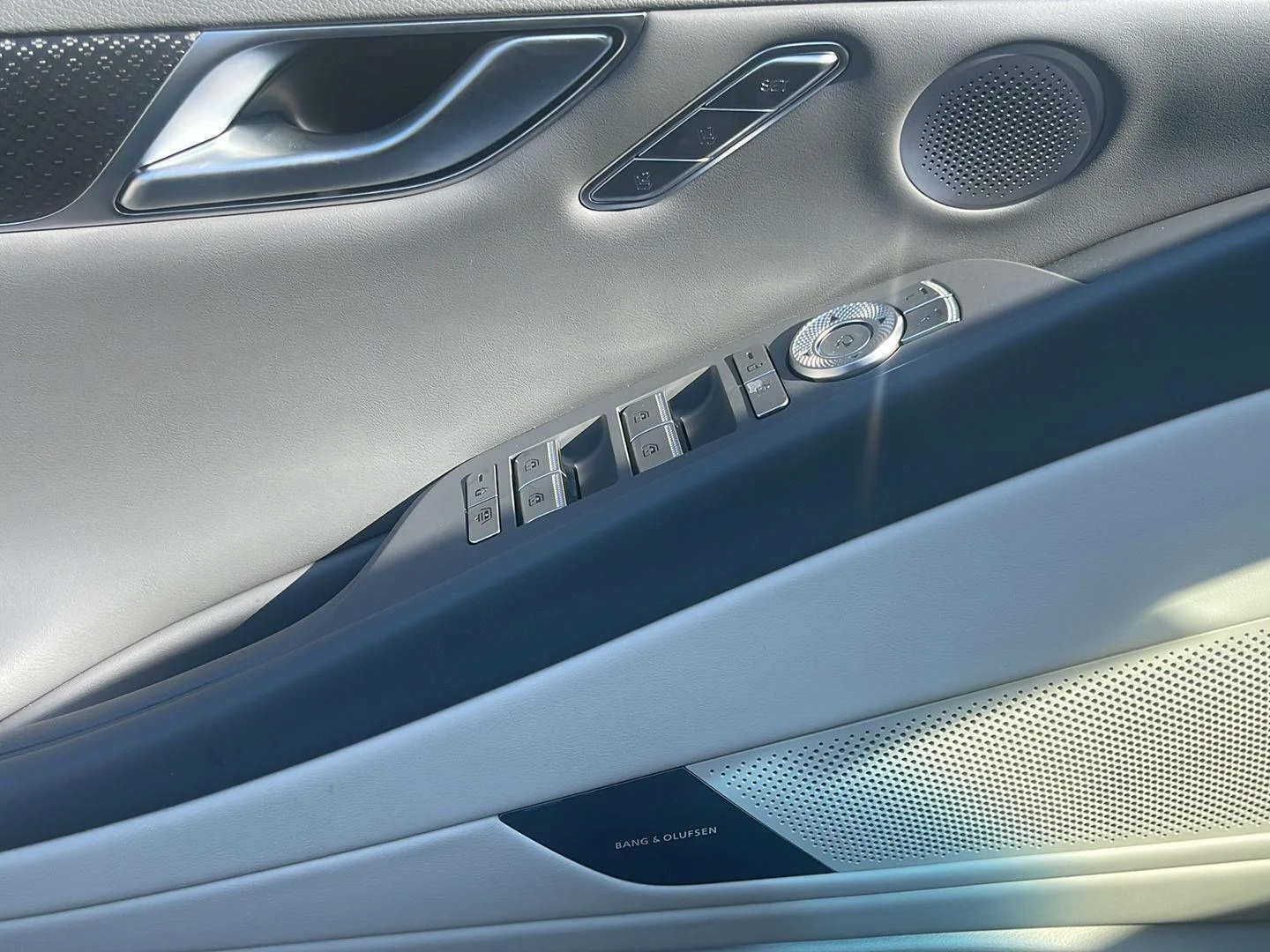 New 2026 Capri Blue Genesis 3.5T Sport Prestige image 20