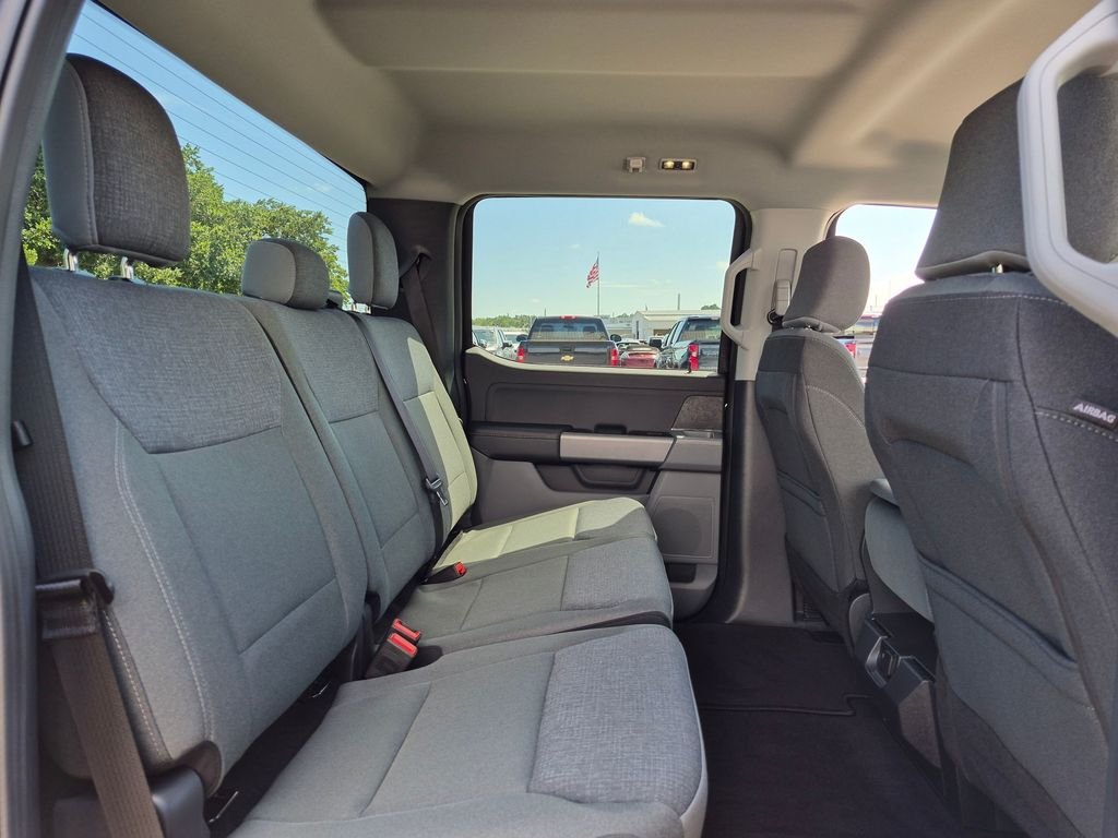 Used 2025 Black Ford XLT image 33