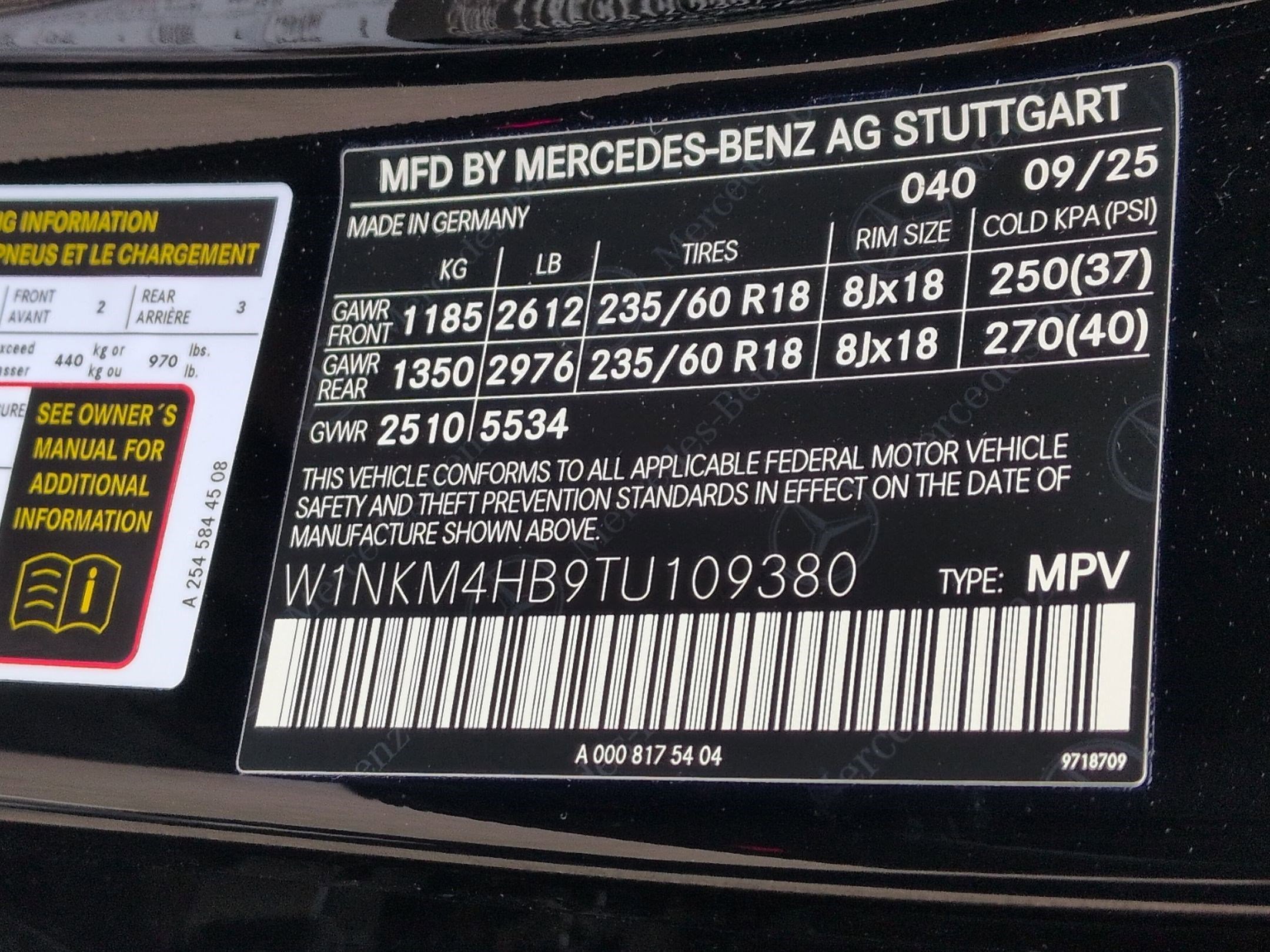 New 2026 Black Mercedes-Benz GLC 300 image 34