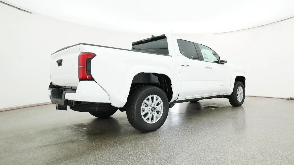 New 2026 Ice Cap Toyota SR5 image 17