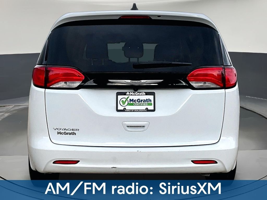 Used 2023 White Chrysler LX image 7