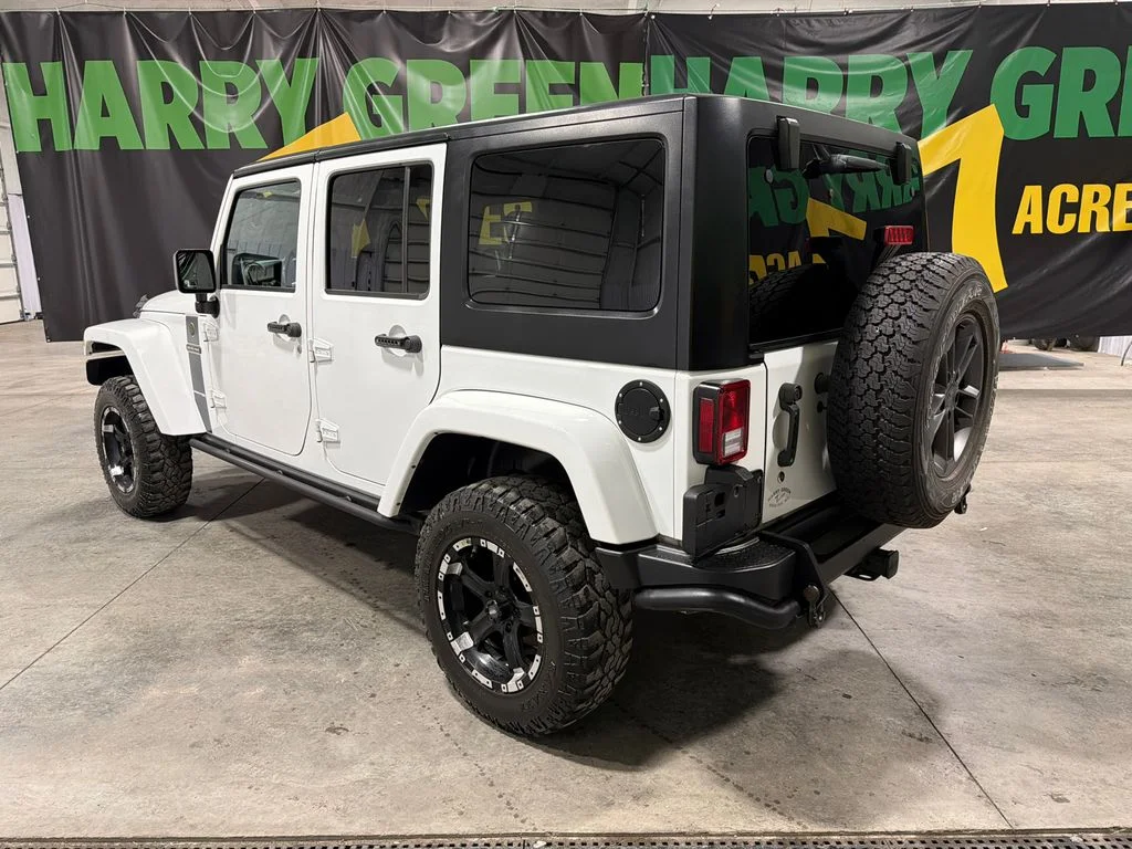 Used 2018 Bright White Clearcoat Jeep Freedom Edition image 5