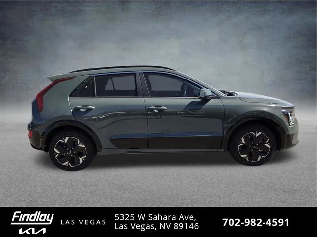 New 2026 Green Kia Wind image 3