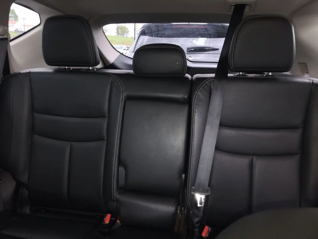 Used 2023 Red Nissan SV image 21