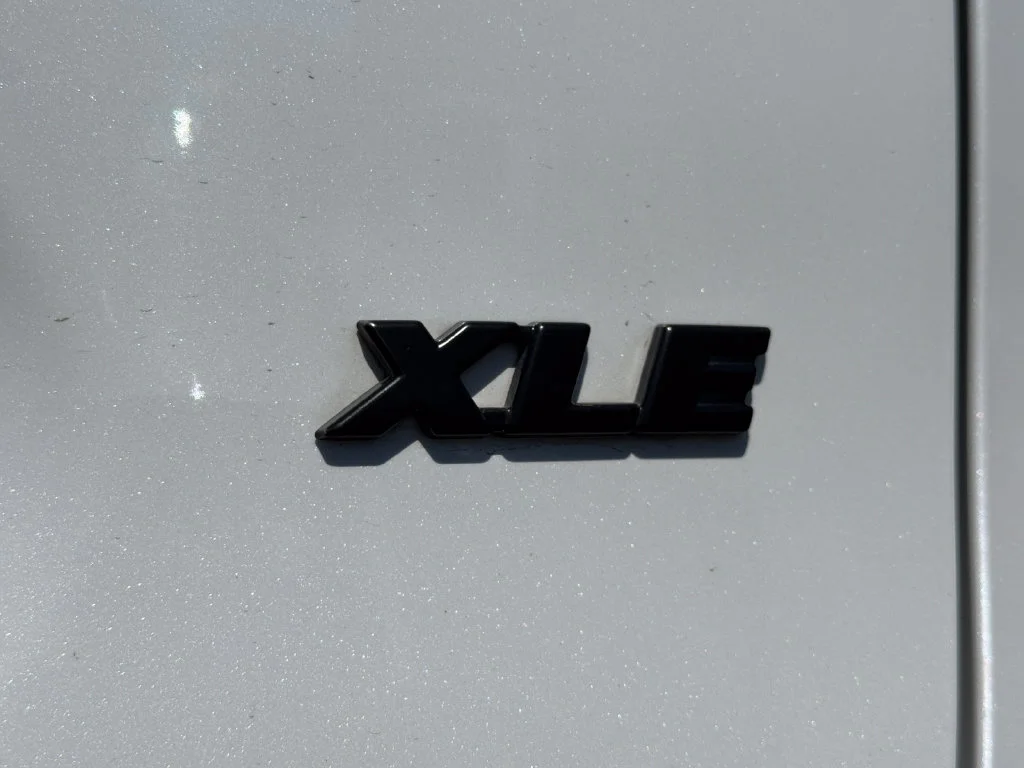 Used 2023 Beige Toyota XLE Premium image 11