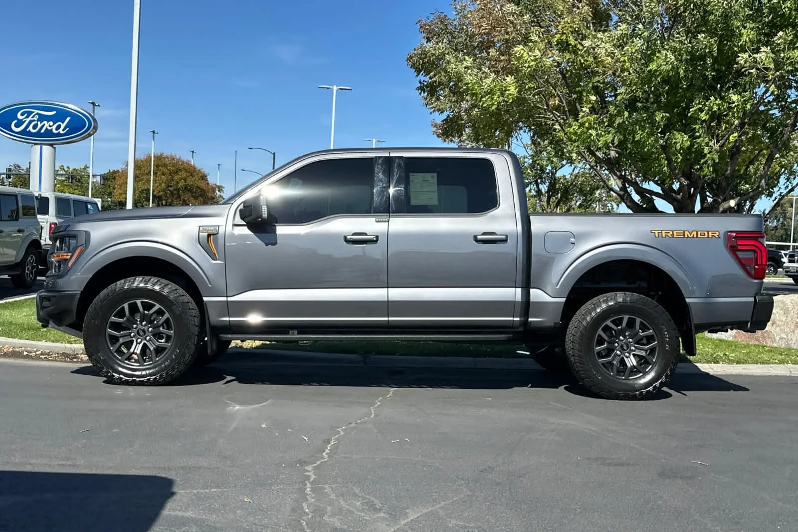 Certified Used 2025 Light Blue Clearcoat Metallic Ford Tremor image 5