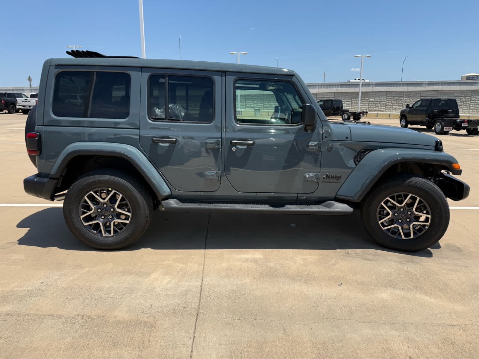 New 2026 Anvil Clearcoat Jeep Sahara image 5