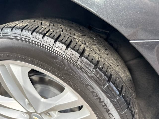 Used 2018 NIGHTFALL GRAY METALLIC Chevrolet Premier image 10