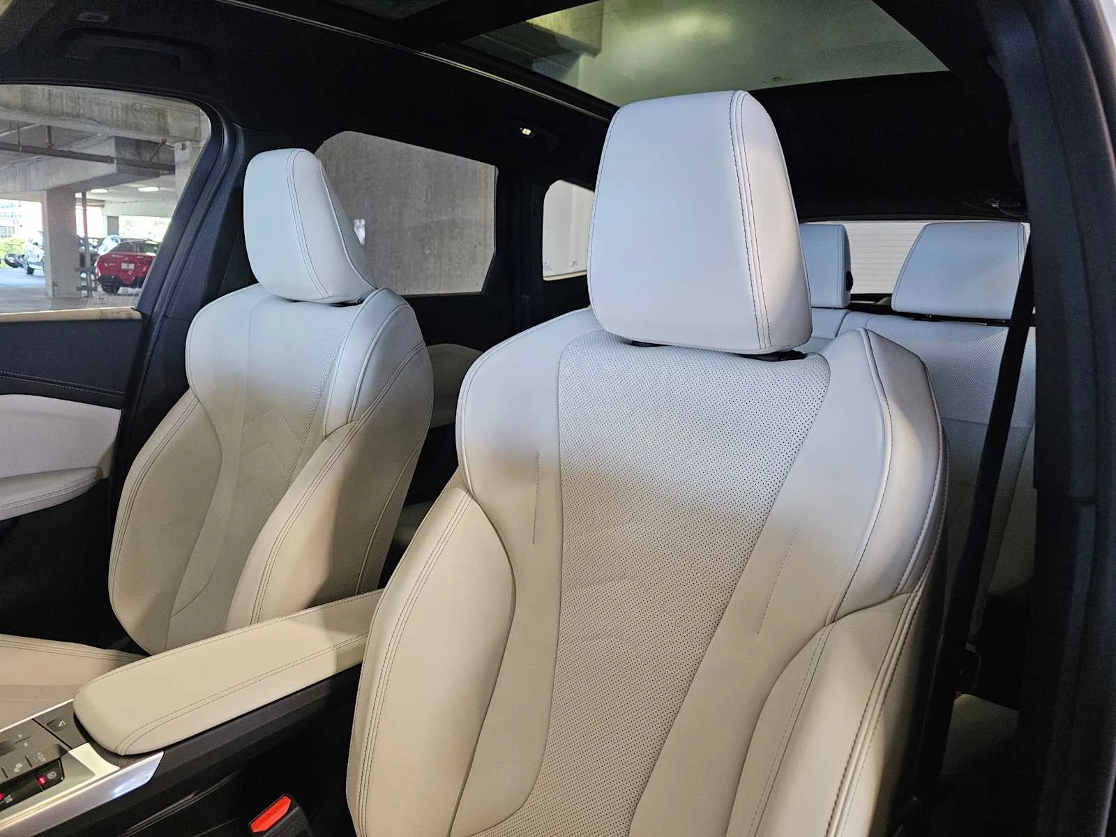 New 2026 Alpine White BMW xDrive28i image 24