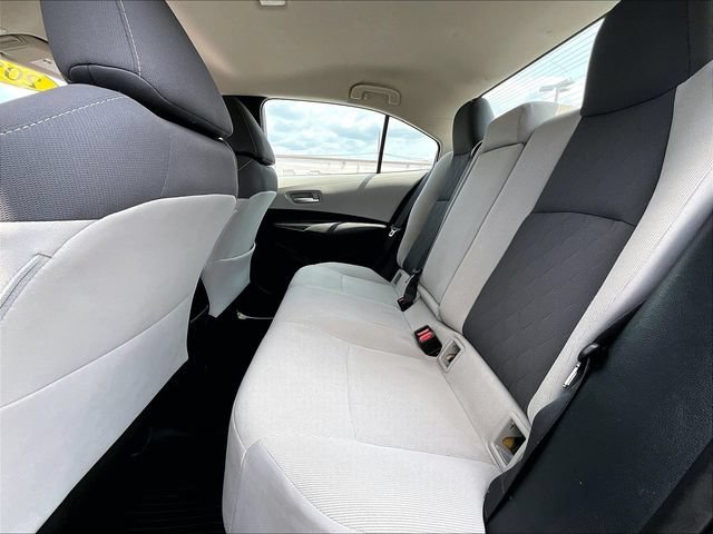 Used 2020 Celestite Toyota LE image 15
